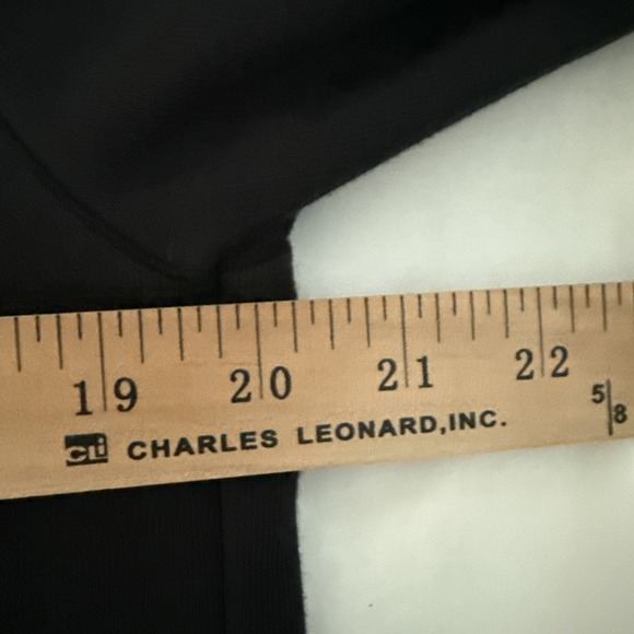 Nike Women's Get Fit Funnel-Neck Black/White Sweatshirt (CU5659-010) Size Medium - Picture 6 of 9